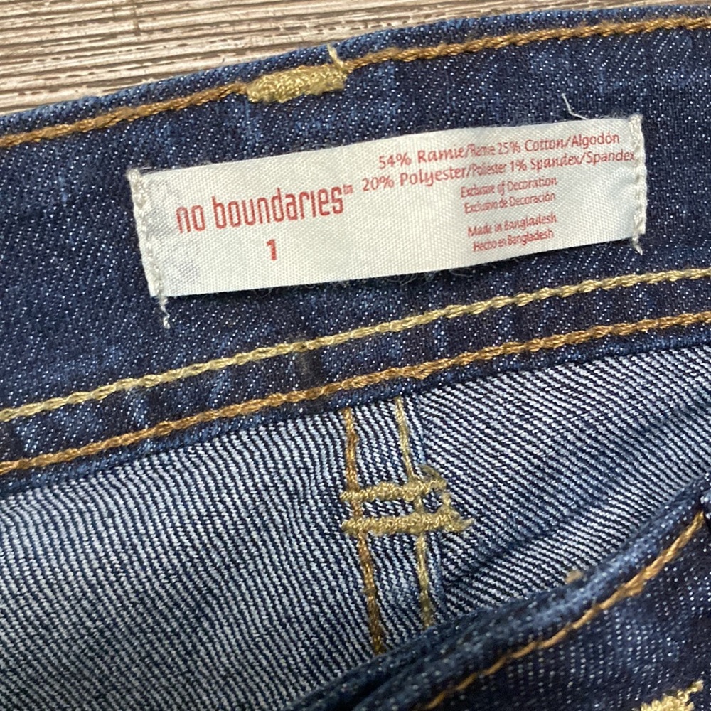 No Boundaries - Picture 5 of 7